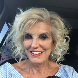 Meet your Posher, Sharon